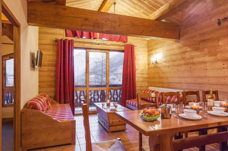 3-vc-bvcv-apt-68_fam-salon-425-hiv-2010-4296